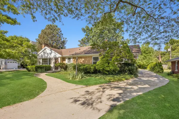 1024 S Spring AVE, La Grange, IL 60525