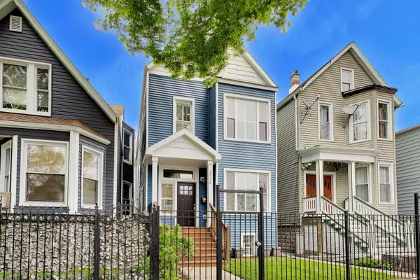 3526 W McLean AVE, Chicago, IL 60647