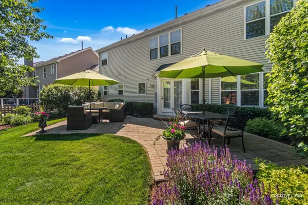 39W431 W Mallory DR, Geneva, IL 60134