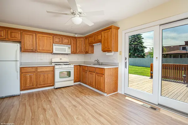 7049 W 91 ST, Bridgeview, IL 60455