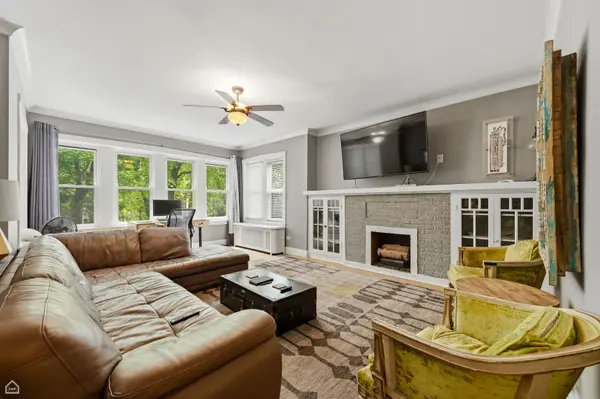 1516 W Byron ST #2W, Chicago, IL 60613