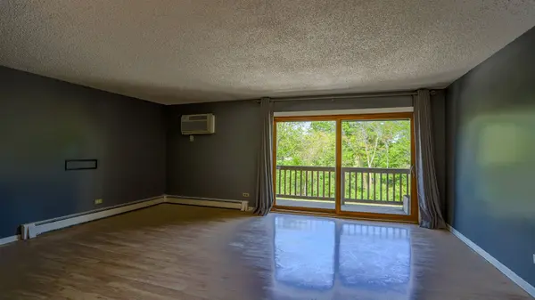 6655 172nd ST #2A, Tinley Park, IL 60477