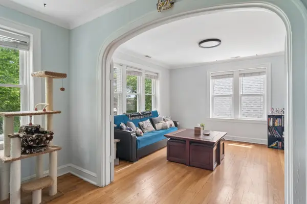 4704 N Kasson AVE #3, Chicago, IL 60630