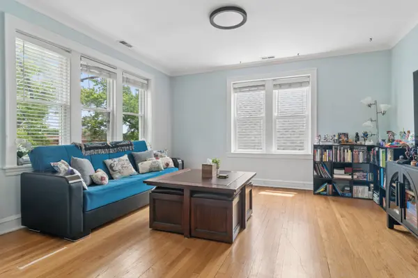 4704 N Kasson AVE #3, Chicago, IL 60630