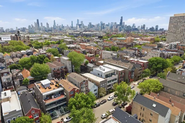 1333 N Bosworth AVE #2, Chicago, IL 60642