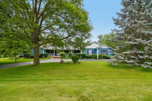 6S155 W Ridge DR, Aurora, IL 60506