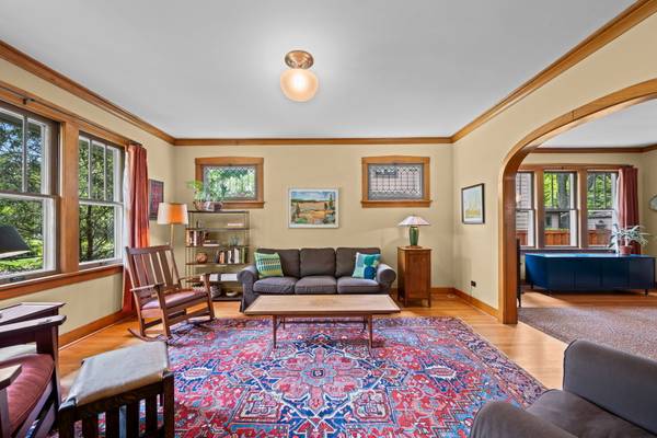 226 S Walnut AVE, Arlington Heights, IL 60005