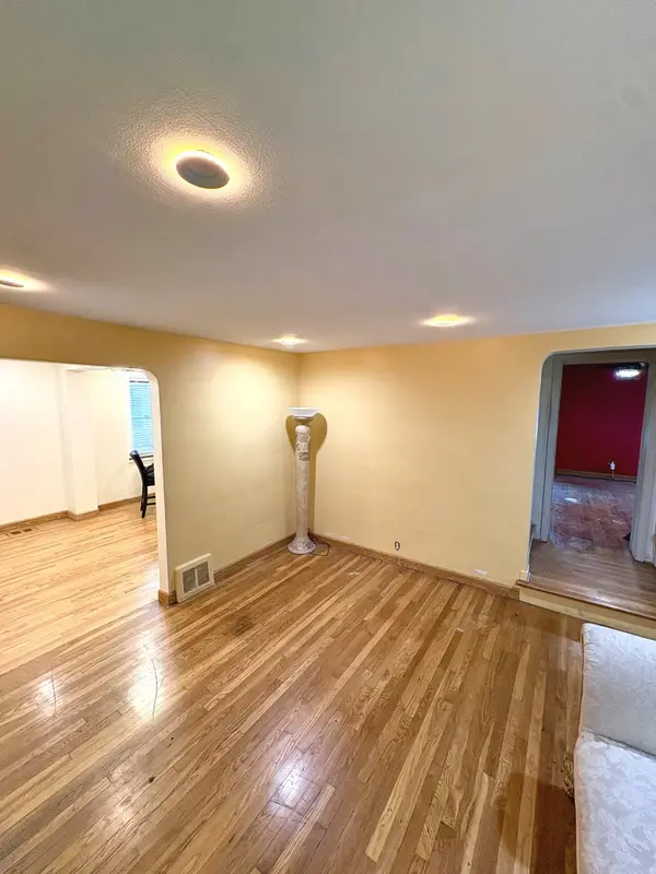 3312 W 84th ST, Chicago, IL 60652