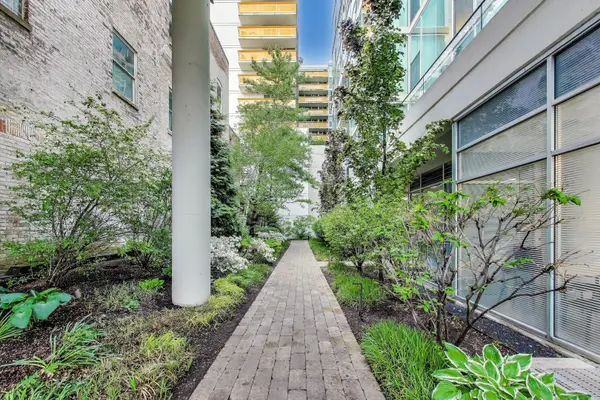 1580 sherman AVE #PH6, Evanston, IL 60201