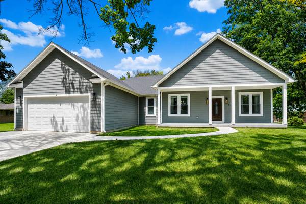 519 Wendt AVE, East Dundee, IL 60118