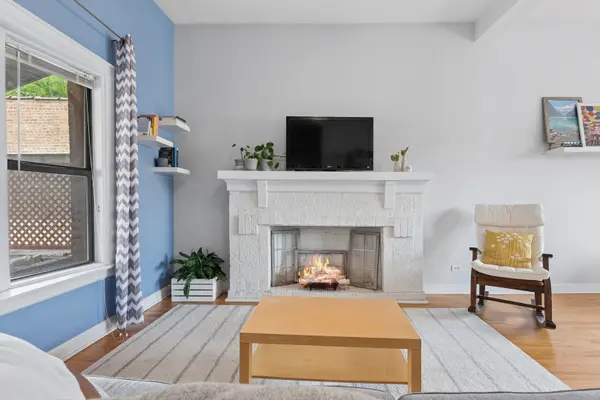 2712 W Leland AVE #3, Chicago, IL 60625