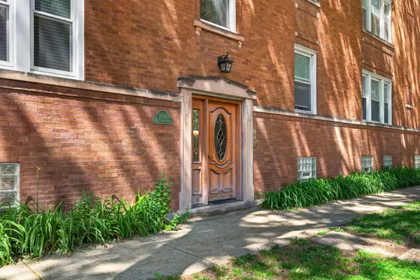 4308 W Waveland AVE #2, Chicago, IL 60641
