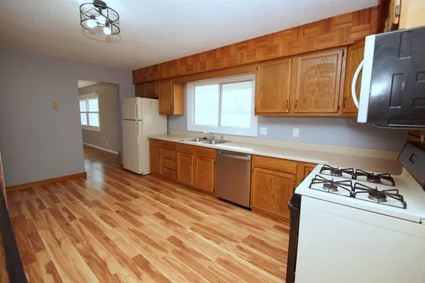 3618 Magnolia CT, Bettendorf, IA 52722