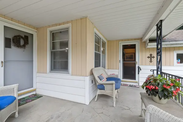 3607 W Clover AVE, Mchenry, IL 60050
