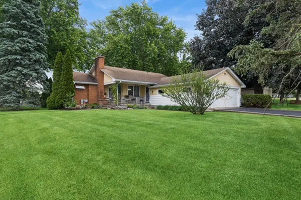 3607 W Clover AVE, Mchenry, IL 60050