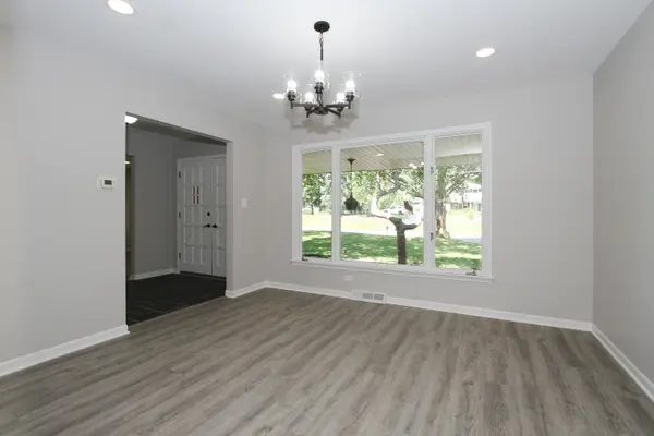 4N725 KLEIN RD, West Chicago, IL 60185