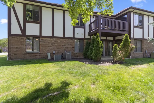 9144 Clairmont CT #118, Orland Park, IL 60462