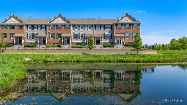 9026 Disbrow ST, Huntley, IL 60142