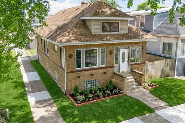 401 23rd AVE, Bellwood, IL 60104