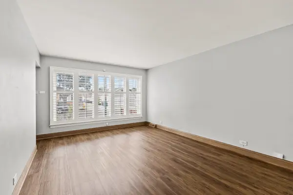 5710 W 58th ST, Chicago, IL 60638