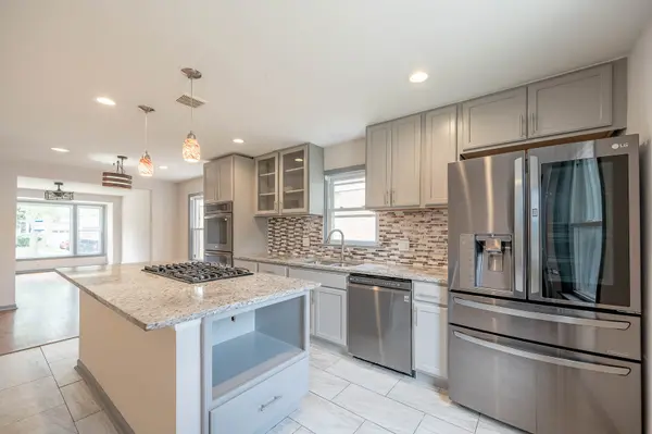 10449 S Vernon AVE, Chicago, IL 60628