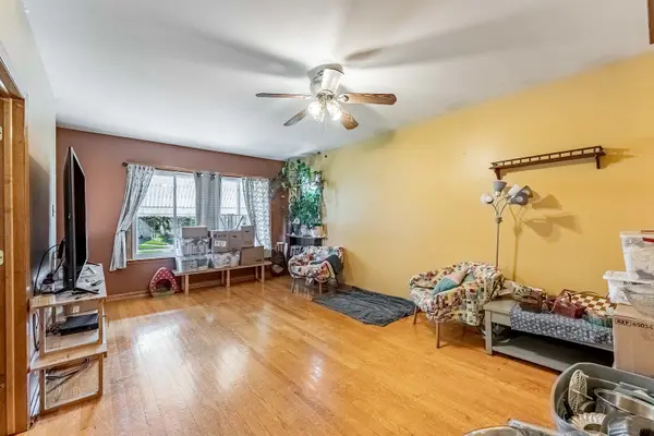3928 Clinton AVE, Stickney, IL 60402