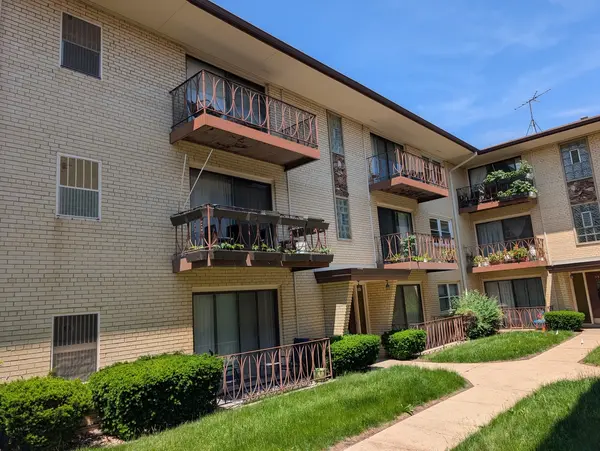 5516 W Windsor AVE #3M, Chicago, IL 60630