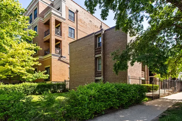425 South BLVD #3C, Evanston, IL 60202