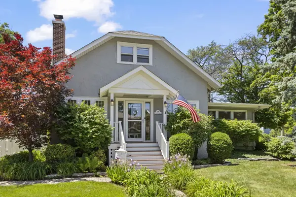 590 Prairie AVE, Glen Ellyn, IL 60137