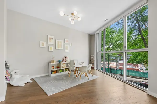 1233 N Paulina ST #2, Chicago, IL 60647