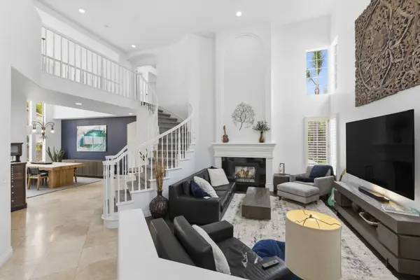 1738 Blackbird CIR, Carlsbad, CA 92011