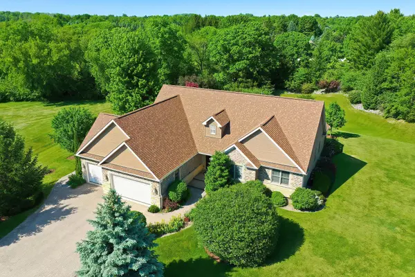 6712 Burning Tree CIR, Mchenry, IL 60050