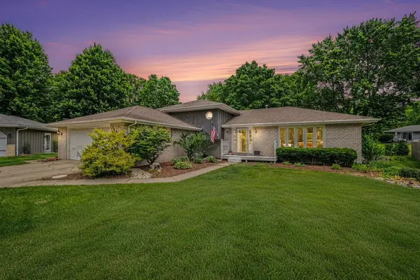 15309 S Buttercup CT, Plainfield, IL 60544