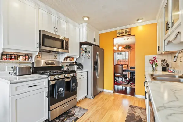 230 Hickory ST, Park Forest, IL 60466