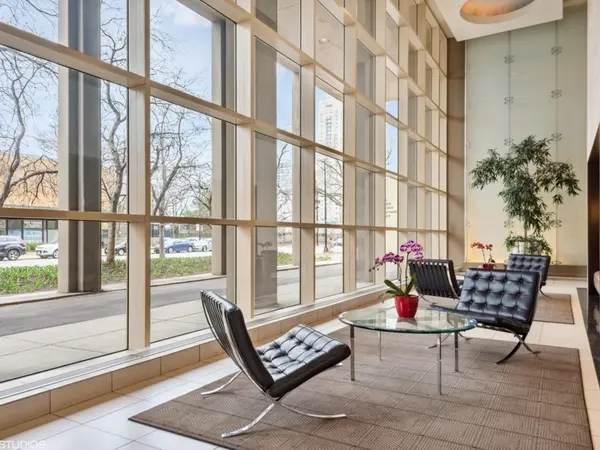 5320 N Sheridan RD #1606, Chicago, IL 60640
