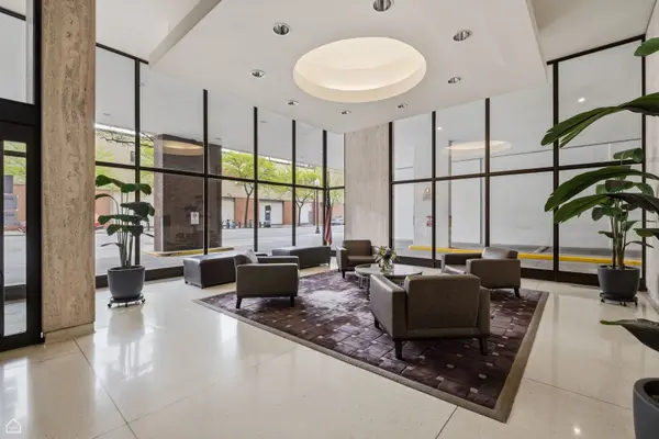 1636 N WELLS ST #2215, Chicago, IL 60614