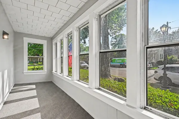 312 N Locust ST, Aurora, IL 60506