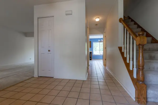 1687 Templeton CT, Mundelein, IL 60060