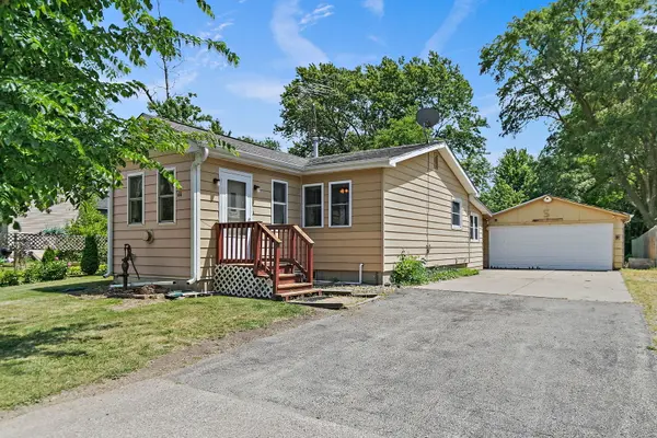 66 E North AVE, Cortland, IL 60112