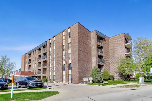 6330 Lincoln AVE #4G, Morton Grove, IL 60053
