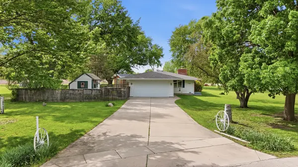 11N802 WIN HAVEN DR,  Elgin,  IL 60124