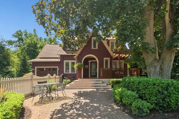 128 Gum ST,  New Lenox,  IL 60451