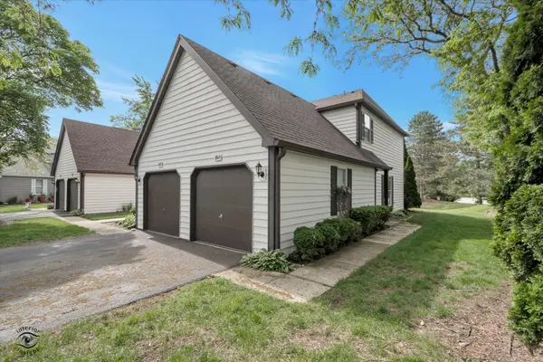 2615 Oakshire CT, Aurora, IL 60502