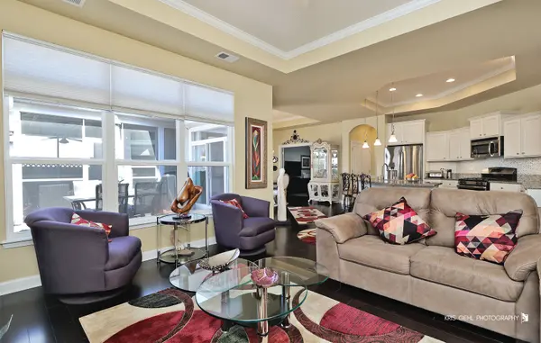 2521 Verdi ST, Woodstock, IL 60098
