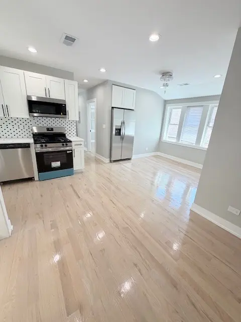 1427 N Lawndale AVE, Chicago, IL 60651