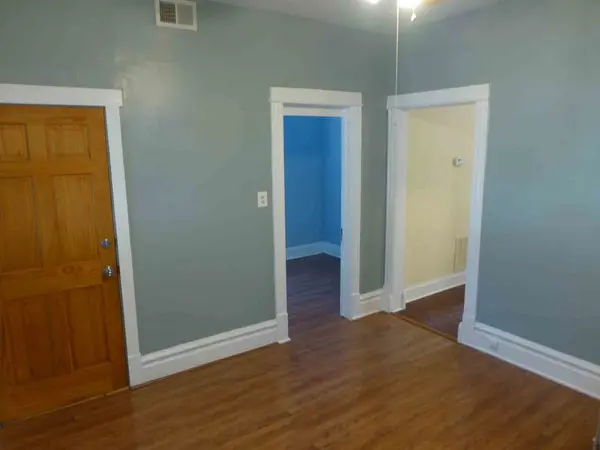 2839 N Central Park AVE, Chicago, IL 60618