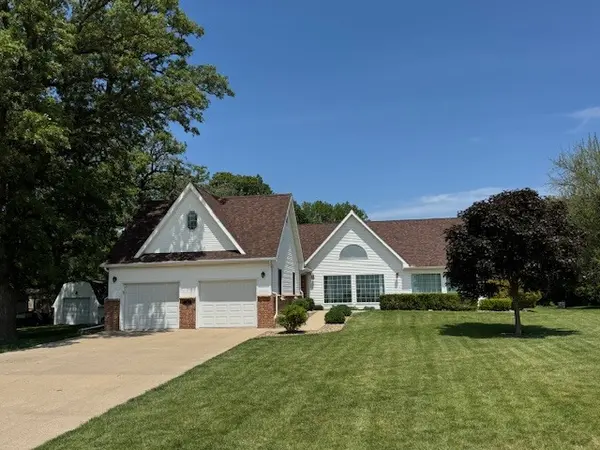 15863 E 2120 North RD, Pontiac, IL 61764