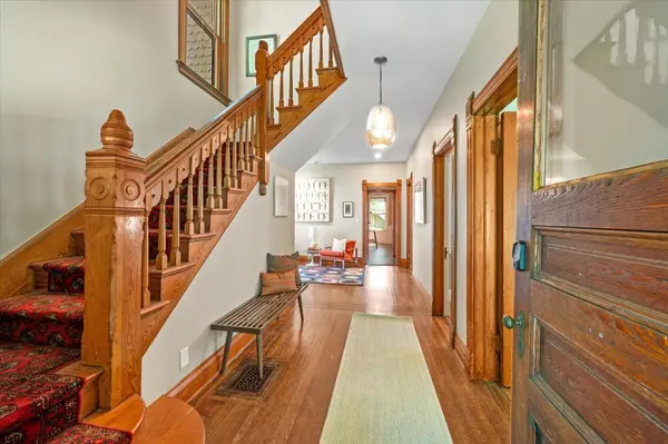 1805 Wesley AVE, Evanston, IL 60201