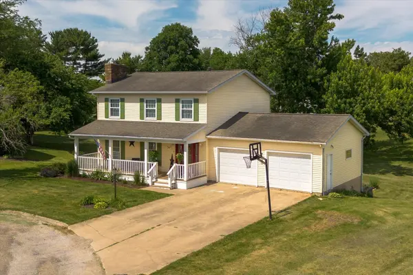507 Terrace LN, Washburn, IL 61570