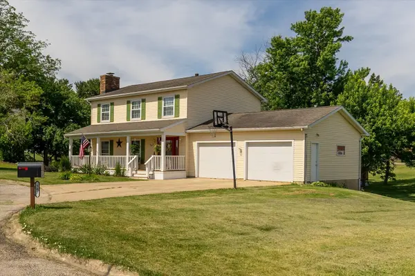 507 Terrace LN, Washburn, IL 61570